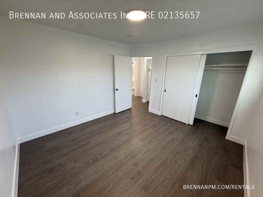 511 Center St #A - Photo 7 of 15