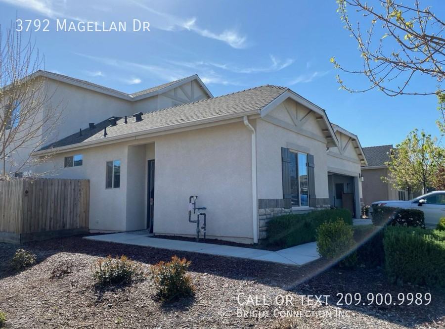 3792 Magellan - Photo 3 of 20