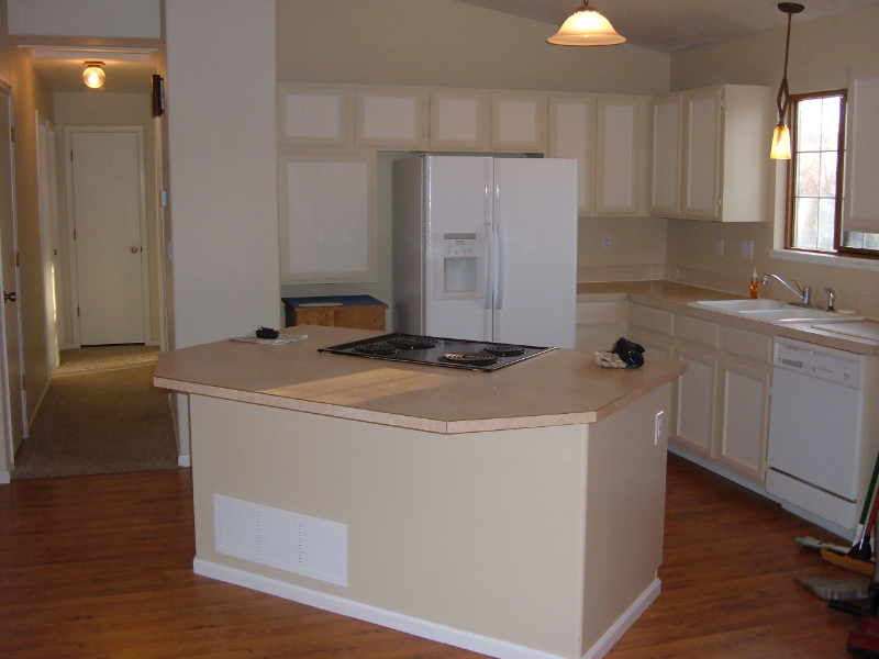 1773 Deweese St - Photo 4 of 31