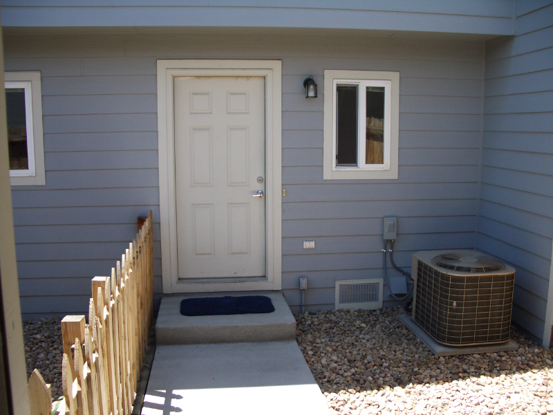 1730 S Helena St - Photo 2 of 13
