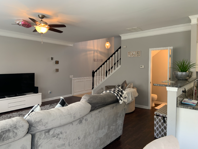 8165 Kincaid Ct - Photo 4 of 15