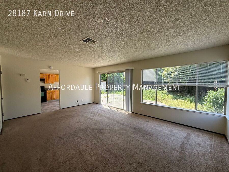 28187 Karn Dr - Photo 2 of 21