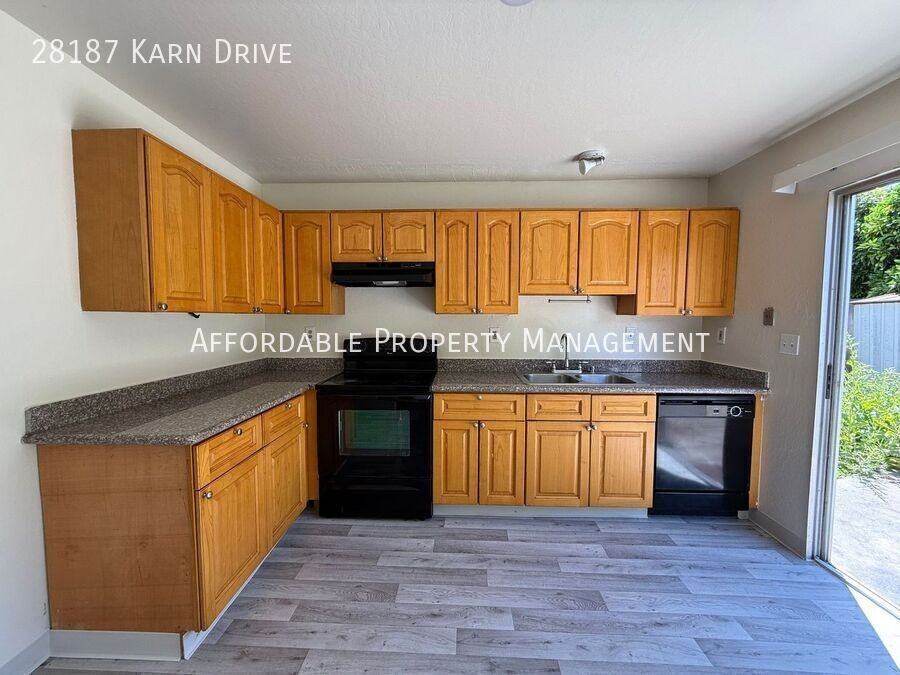 28187 Karn Dr - Photo 6 of 21