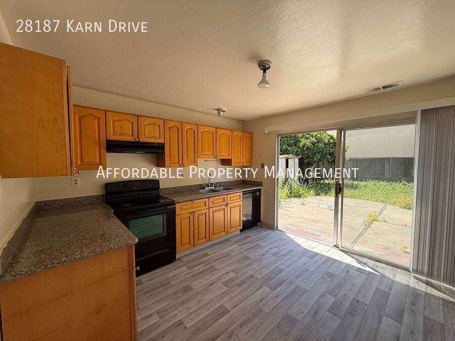 28187 Karn Dr - Photo 7 of 21