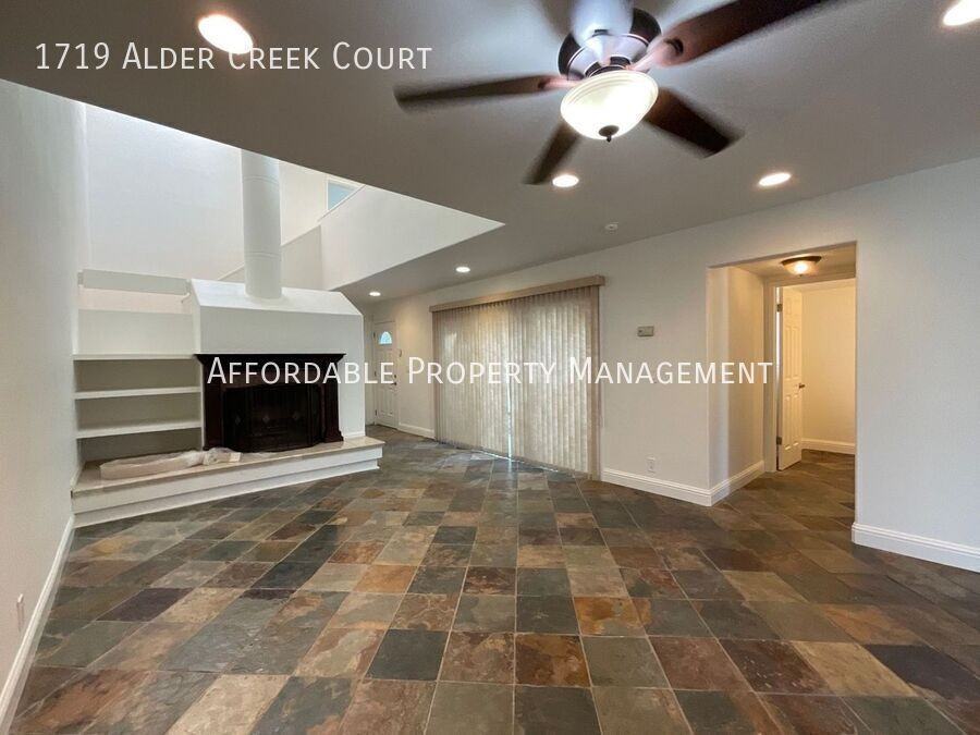 1719 Alder Creek Ct - Photo 3 of 12