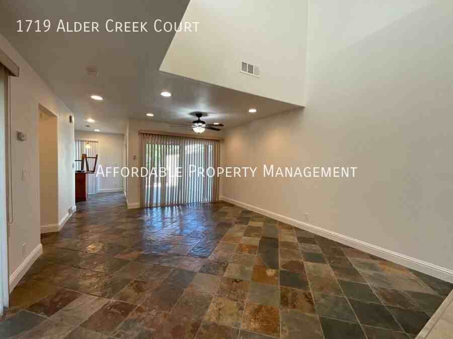 1719 Alder Creek Ct - Photo 4 of 12