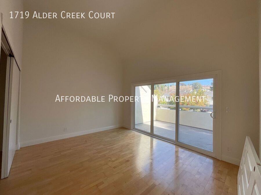 1719 Alder Creek Ct - Photo 6 of 12
