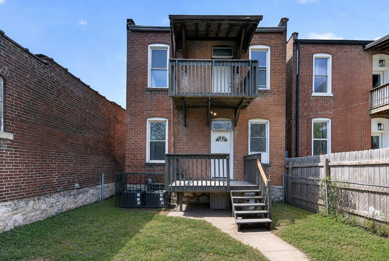 3526 S Spring Ave - Photo 2 of 2