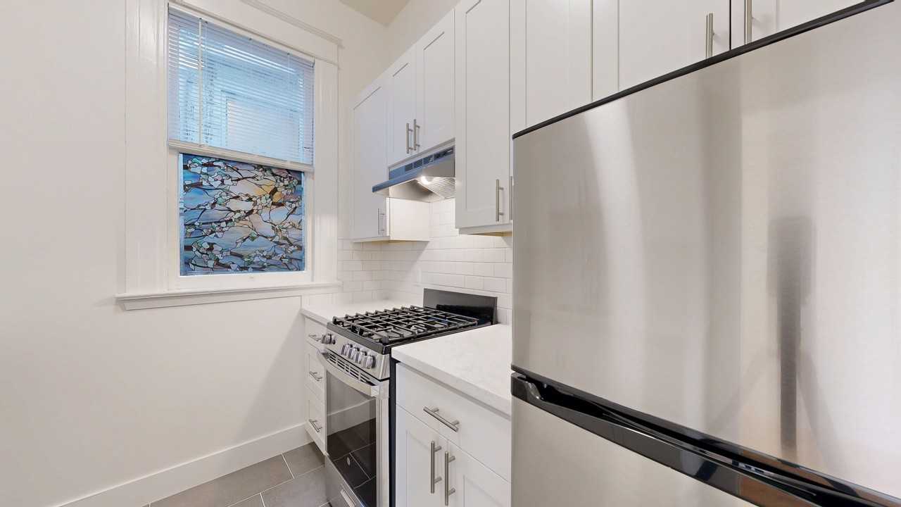 1560 Sacramento St #211 - Photo 7 of 13