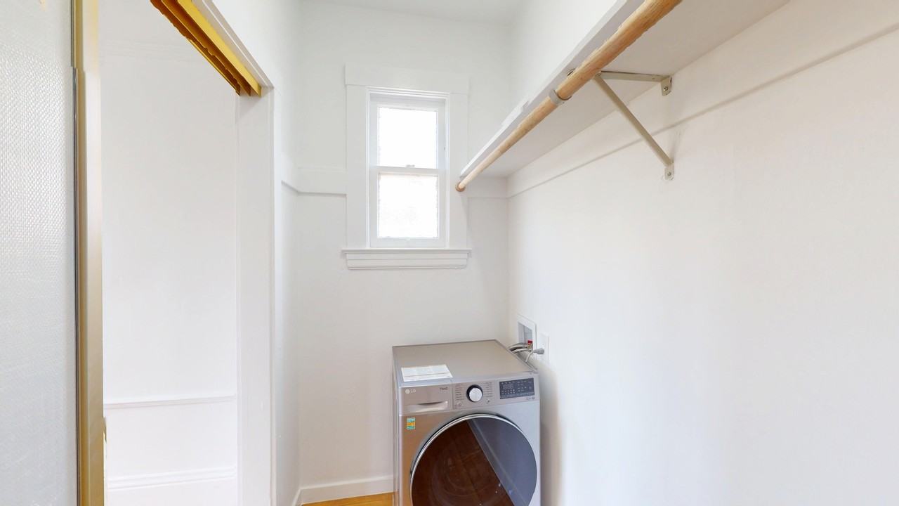 225 Irving St #7 - Photo 4 of 15