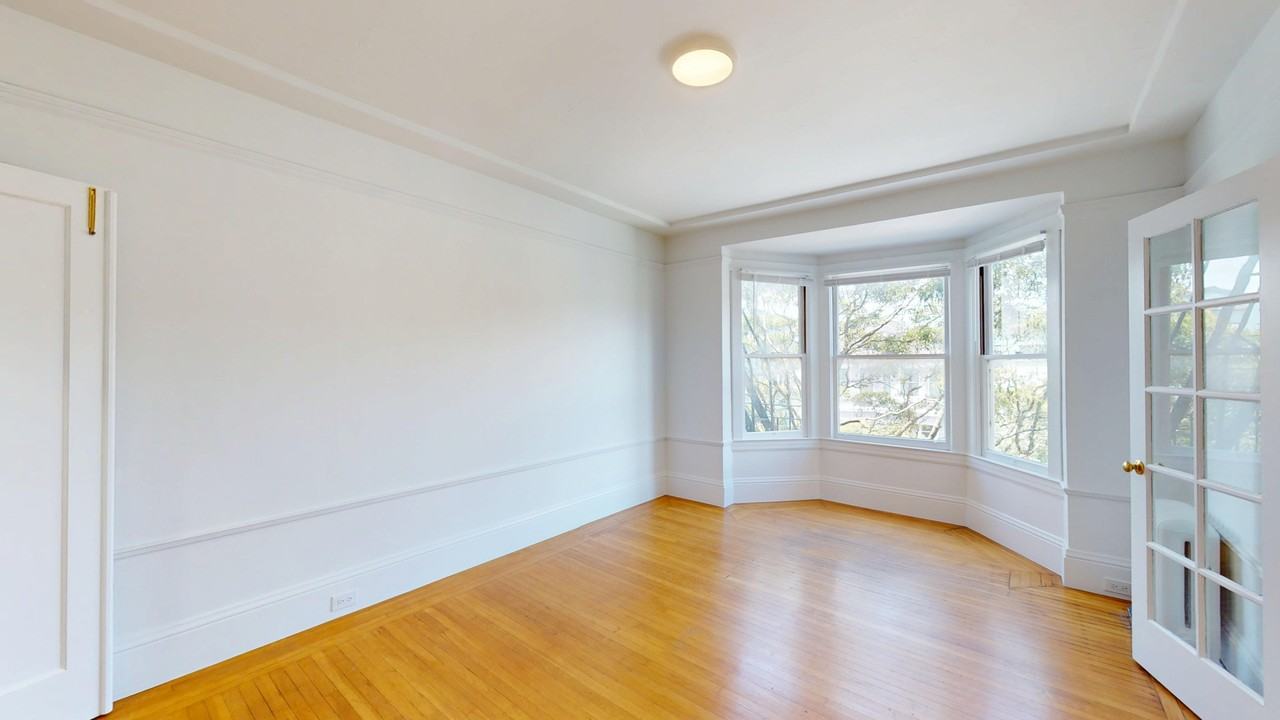 225 Irving St #7 - Photo 5 of 15