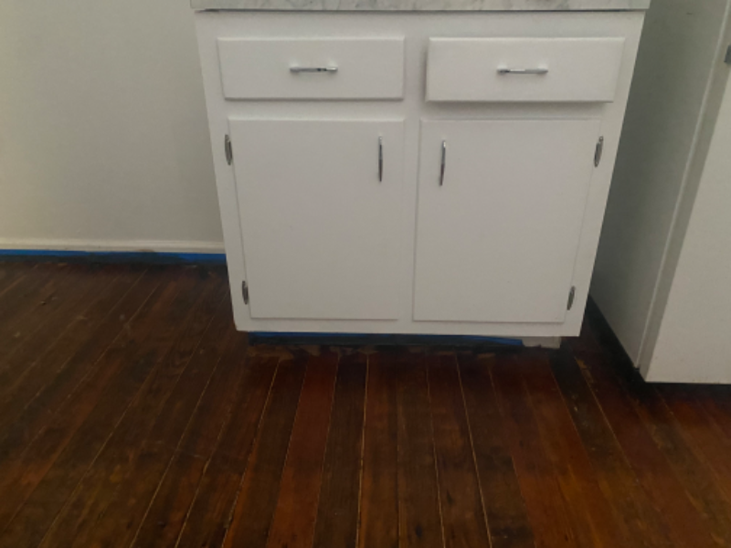 2096 Court Ave - Photo 6 of 7