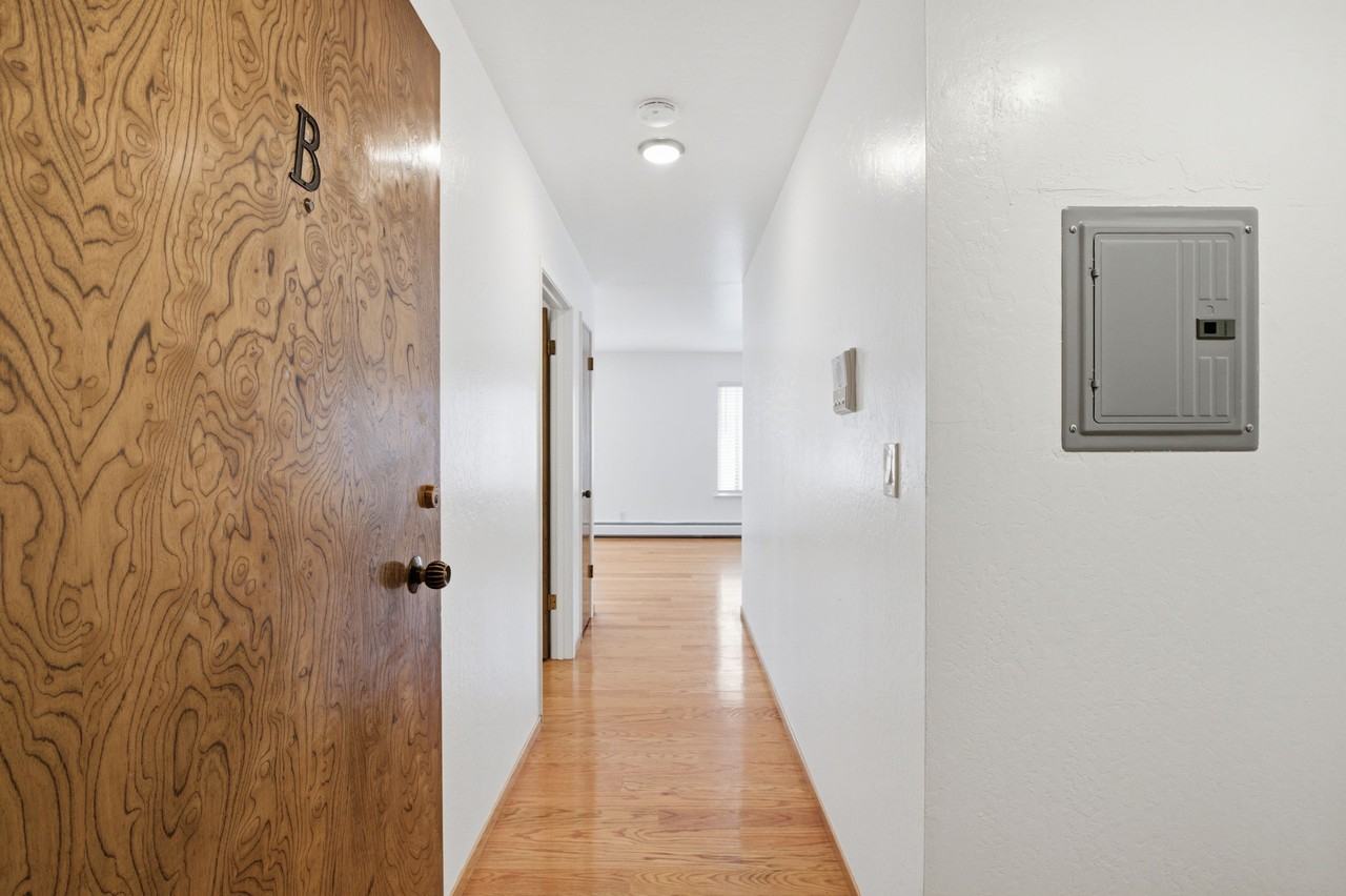 35 Hill St #B - Photo 2 of 20