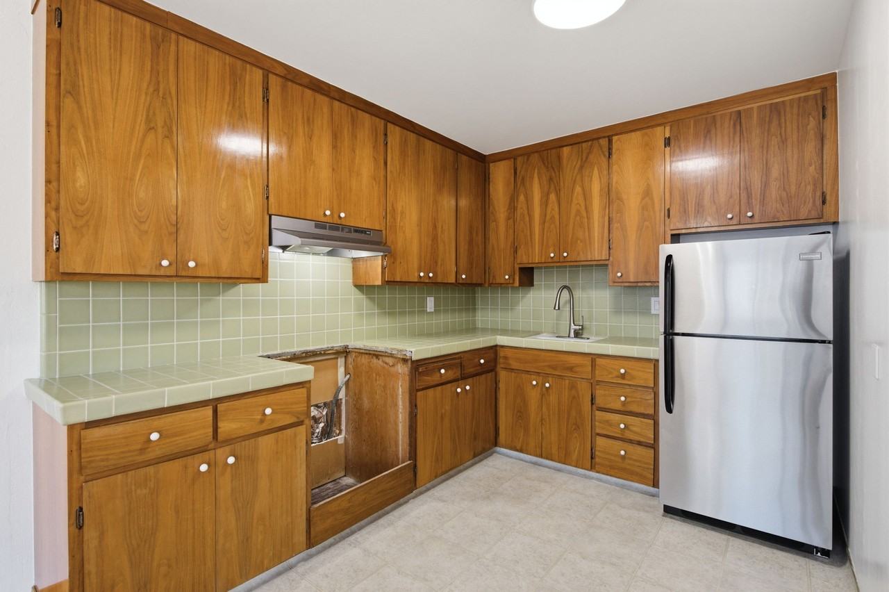 35 Hill St #B - Photo 7 of 20