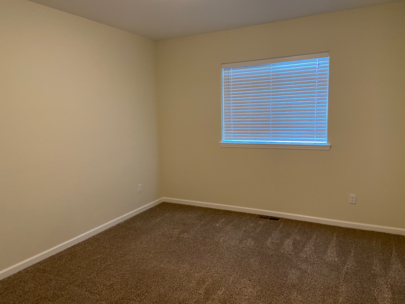 605 S 82nd Ave #2 - Photo 7 of 18