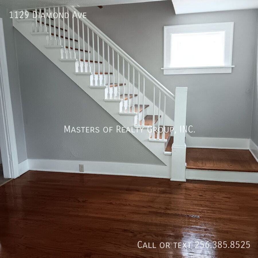 1129 Diamond Ave - Photo 4 of 32