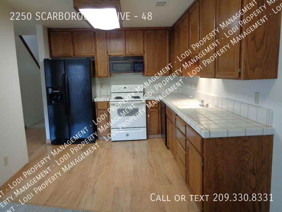 2250 Scarborough Dr #48 - Photo 4 of 25
