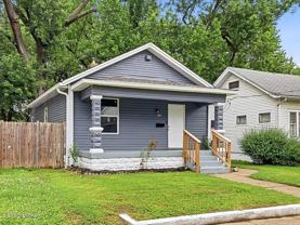 2329 W Lee St - Photo 1 of 1
