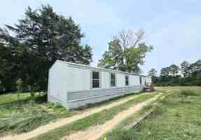 featured image of 1114 Lavender Rd #2