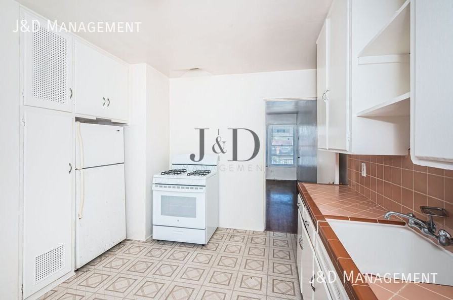 4380 Louisiana St #4380 - Photo 7 of 19