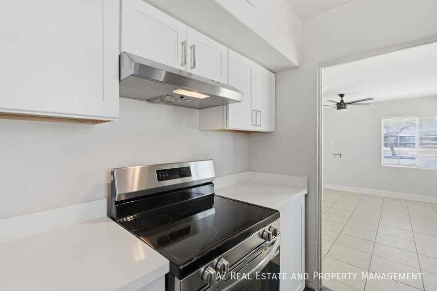1038 N 16th St - Photo 5 of 26