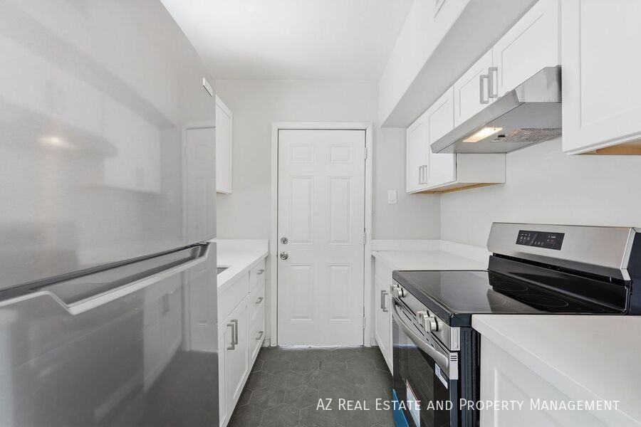 1038 N 16th St - Photo 6 of 26