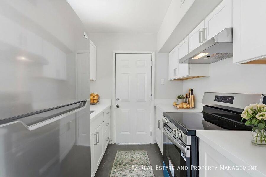 1038 N 16th St - Photo 7 of 26