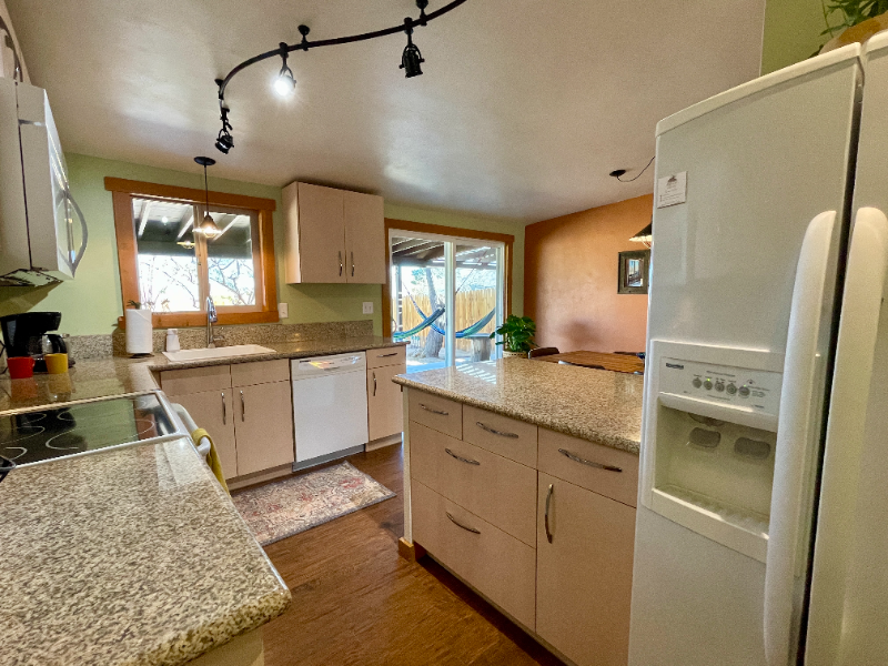 6161 Chia Ave - Photo 7 of 16