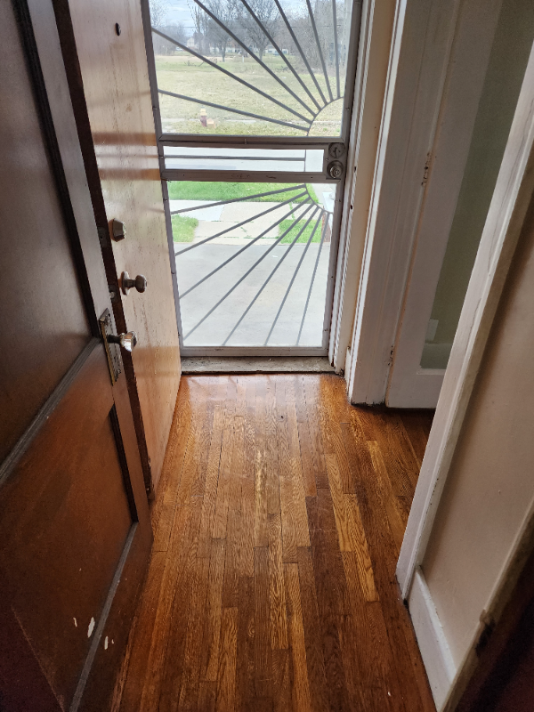 9787 Chenlot St #1 - Photo 3 of 10