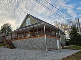 featured image of 219 Beech St #103