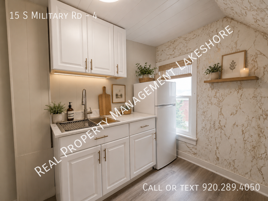 15 S Military Rd #4 - Photo 4 of 8