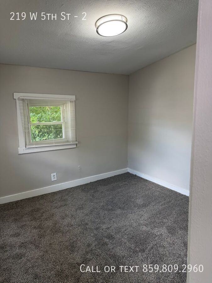 219 W 5th St #2 - Photo 5 of 13
