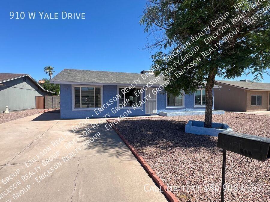 910 W Yale Dr - Photo 3 of 23