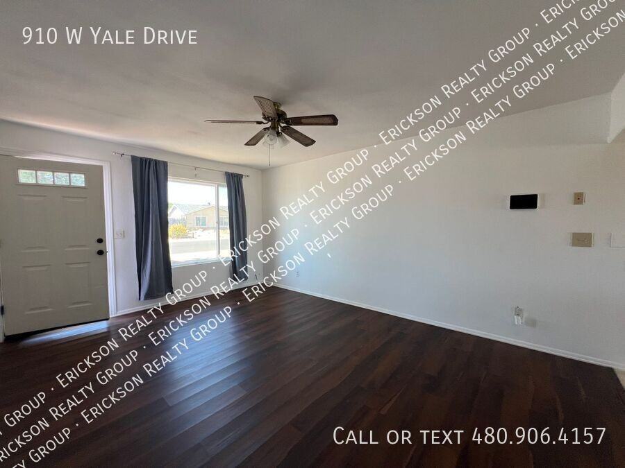 910 W Yale Dr - Photo 4 of 23