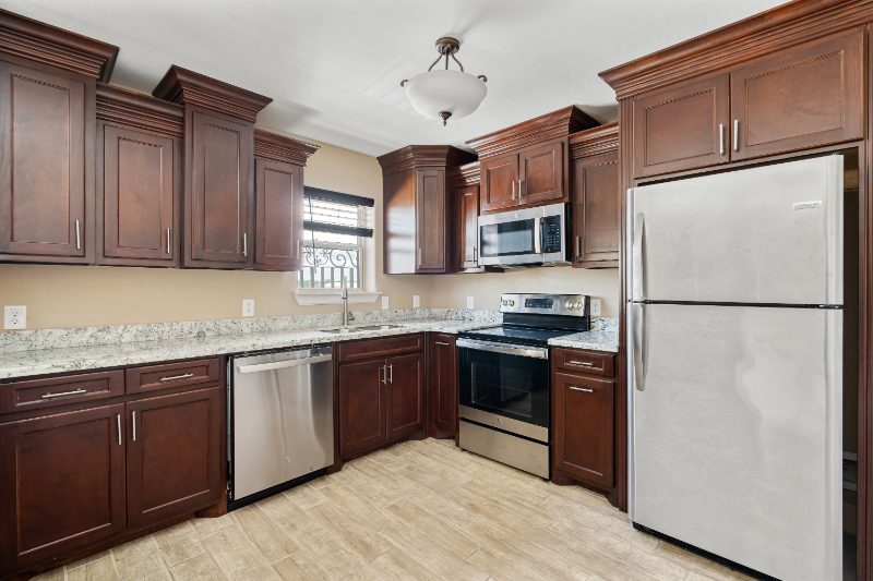 170 Colorado St #4 - Photo 5 of 13