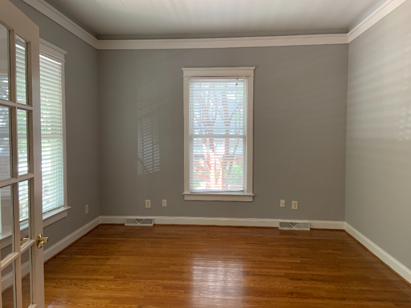 721 E 10th St - Photo 5 of 16