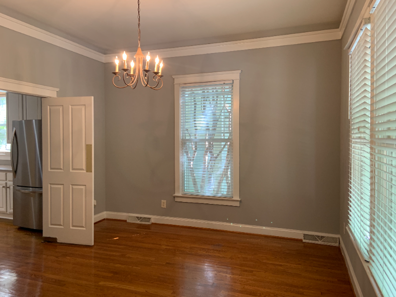 721 E 10th St - Photo 7 of 16