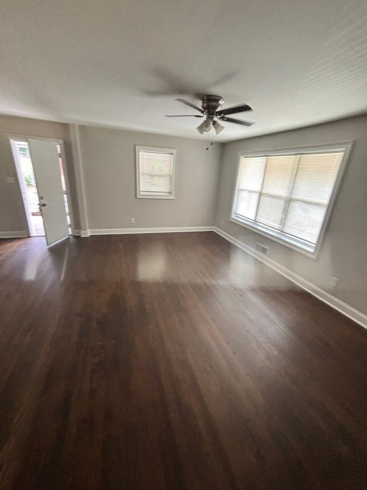 976 5th Ave - Photo 3 of 9