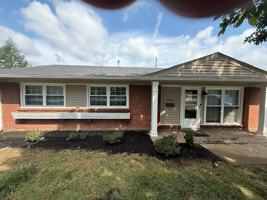 featured image of 2515 Hikes Ln