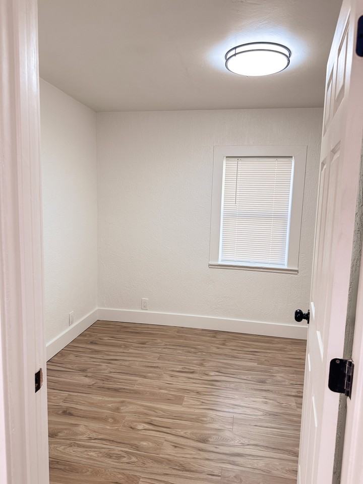 617 California St - Photo 4 of 15