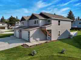 featured image of 812 E F St #A