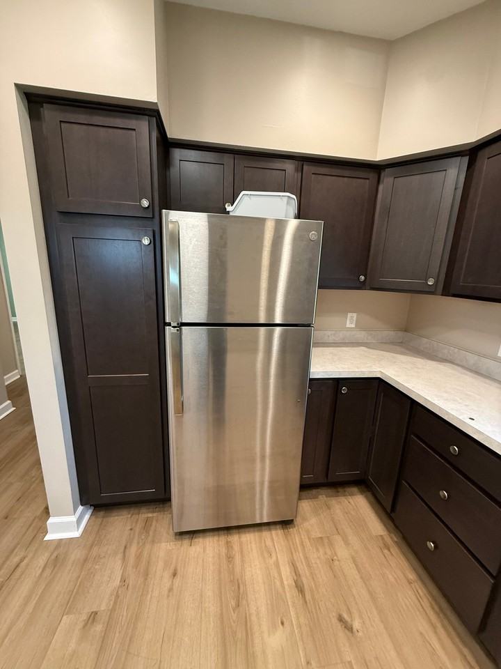 220 N Main St #D - Photo 4 of 16