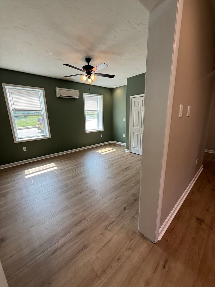 220 N Main St #D - Photo 7 of 16