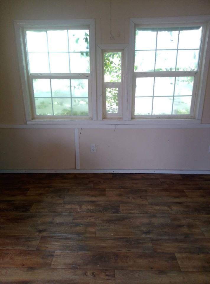 8 A St - Photo 2 of 9