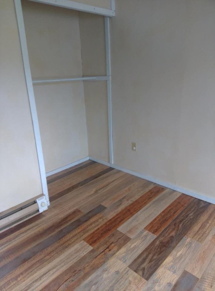 8 A St - Photo 5 of 9