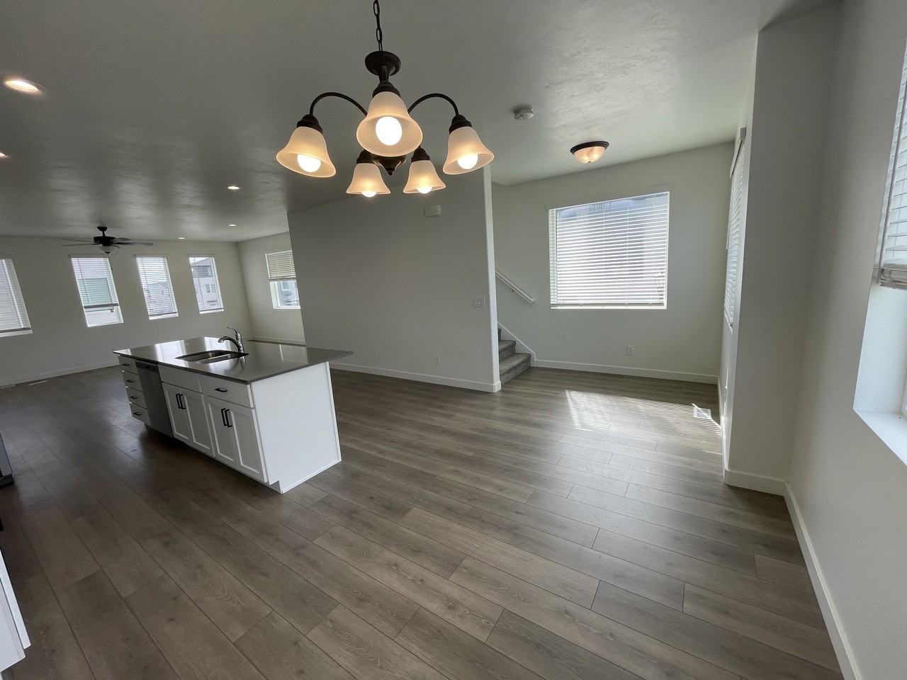 771 W Bronze Leaf Rd - Photo 5 of 8