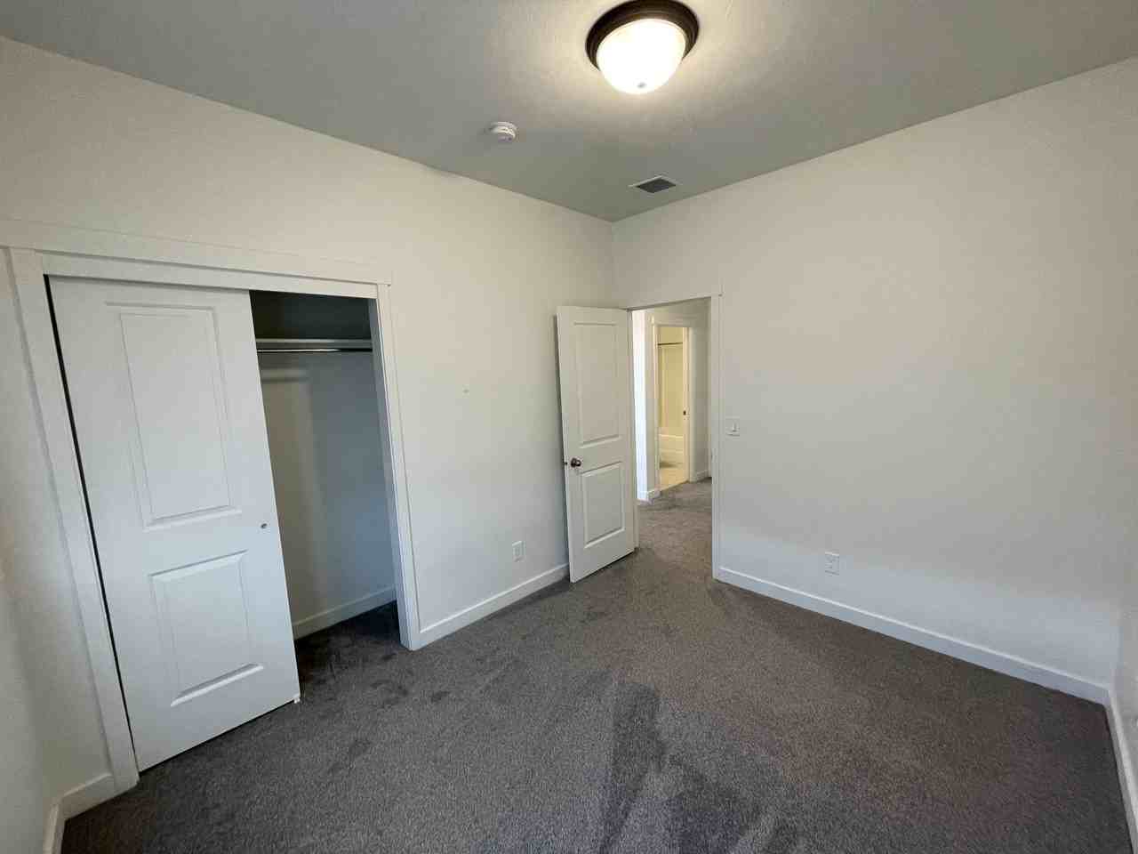 762 W Harvest Glen Rd - Photo 7 of 7