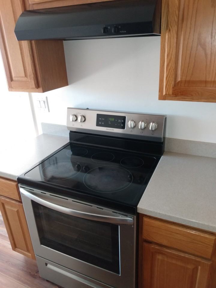 257 East Ave #1 - Photo 6 of 24