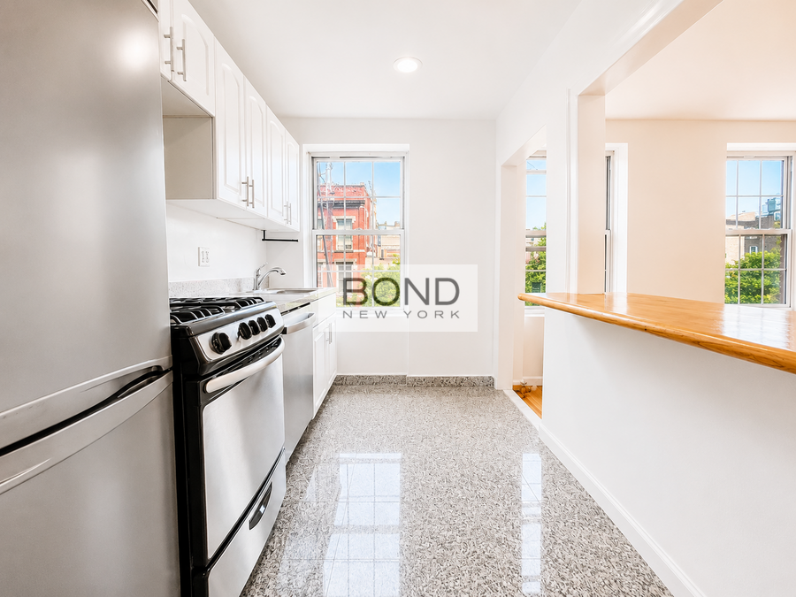 475 W Broadway #H - Photo 5 of 8