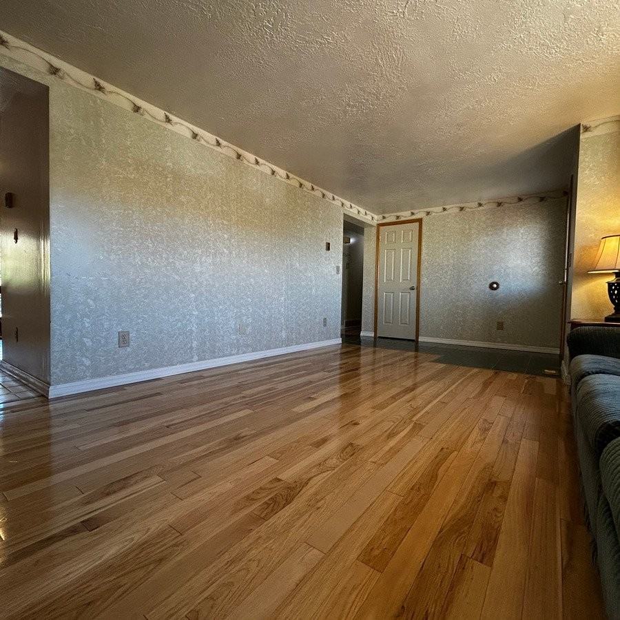 160 Sioux Cir - Photo 2 of 17